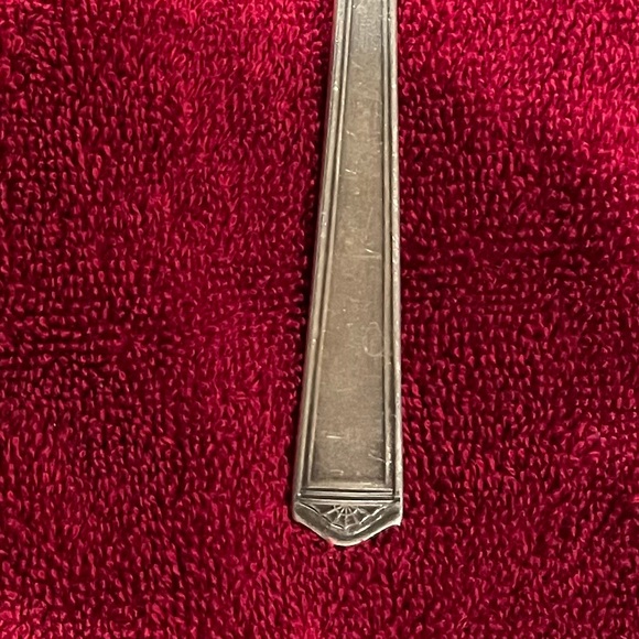 1847 Rogers Bros 3 Serving Spoons - Engraved “D” - Picture 4 of 6